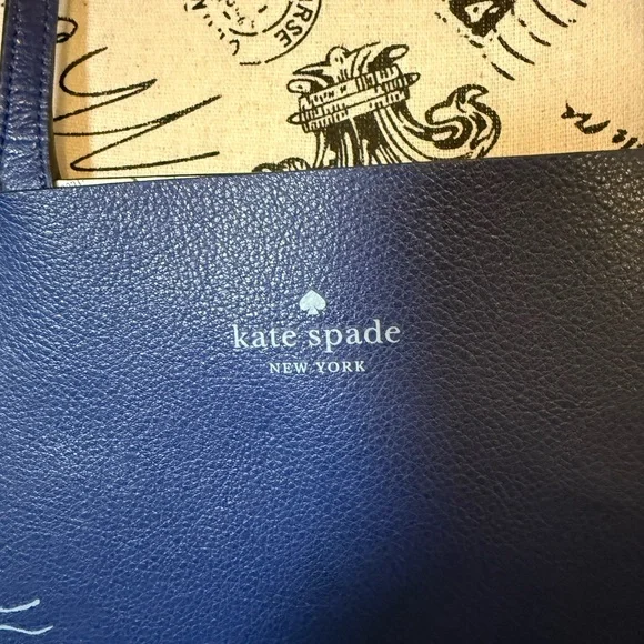 Kate Spade Reversible Bon Voyage tote with dust bag and extra gift